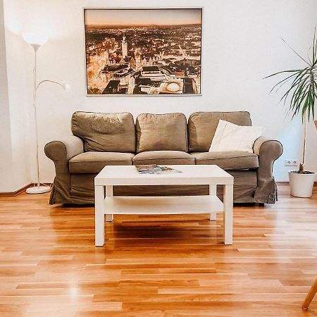 Gemuetliche Fewo Mit Balkon Λειψία Εξωτερικό φωτογραφία